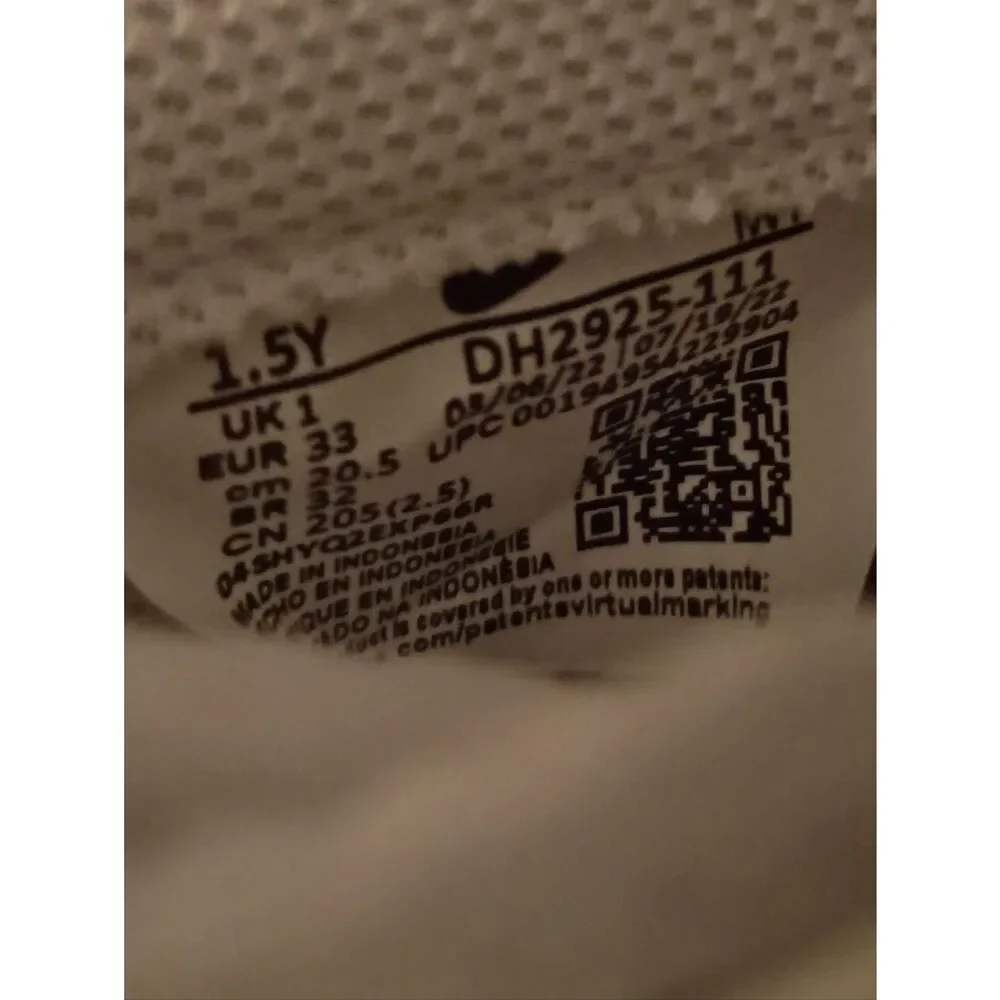 Nike Air Force 1 Low White Sneakers Grade School Size 1.5 NEW NO BOX
